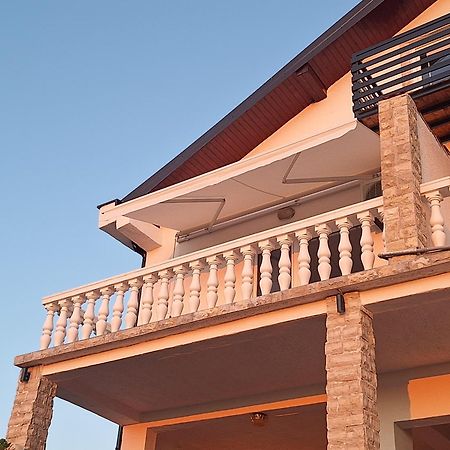 Apartments Cetiri Sestrice Novigrad  Kültér fotó