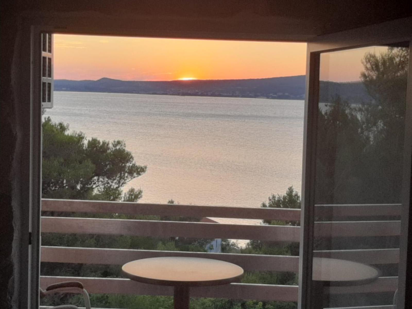 Apartments Cetiri Sestrice Novigrad  Kültér fotó