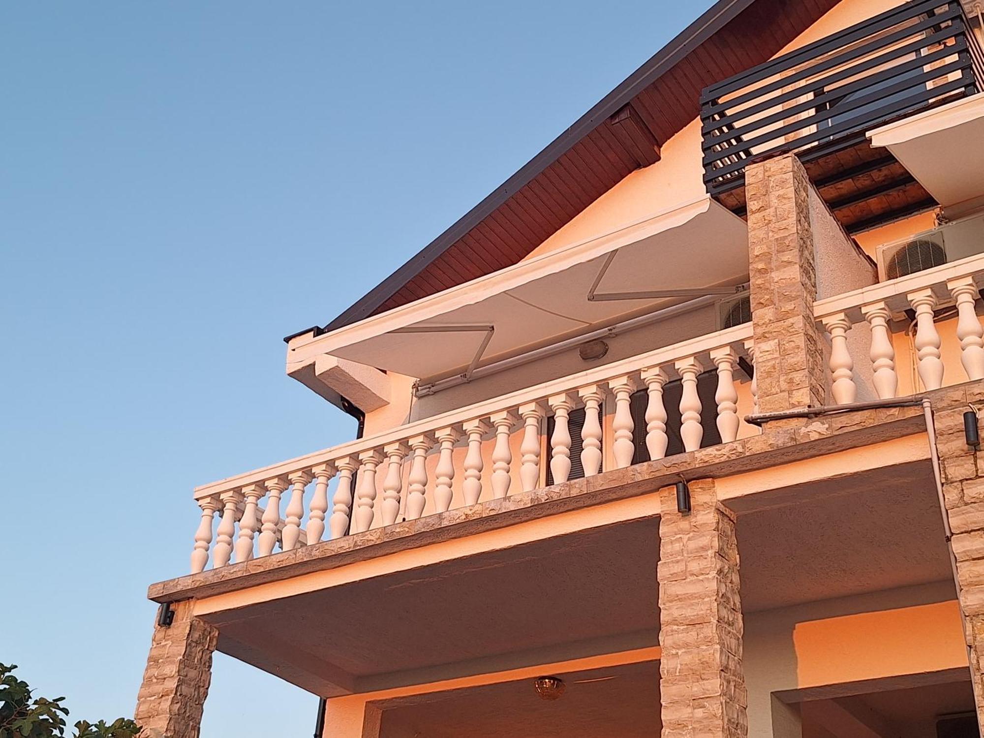 Apartments Cetiri Sestrice Novigrad  Kültér fotó